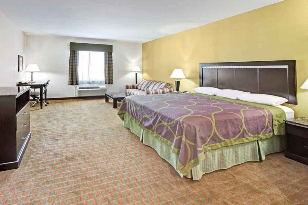 Super 8 By Wyndham Laporte La Porte Kültér fotó